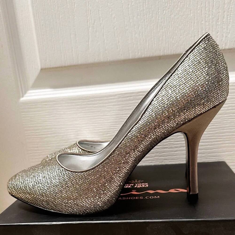 NEW NINA women's zelda pump heels in silver chunky glitter